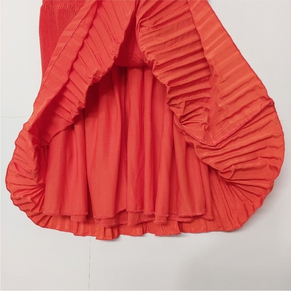 H&M pleated orange mini skirt - Picture 3 of 4
